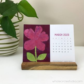 Botanical Beauties floral 2023 Desk calendar with wooden stand